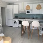 Renovated 2 Bedroom In *