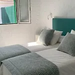 بيت للعطل Renovated 2 Bedroom In بلايا ديل إنغلز
