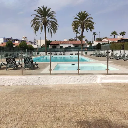 Renovated 2 Bedroom In