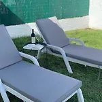 Renovated 2 Bedroom In בית נופש