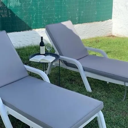 Renovated 2 Bedroom In Сasa de vacaciones