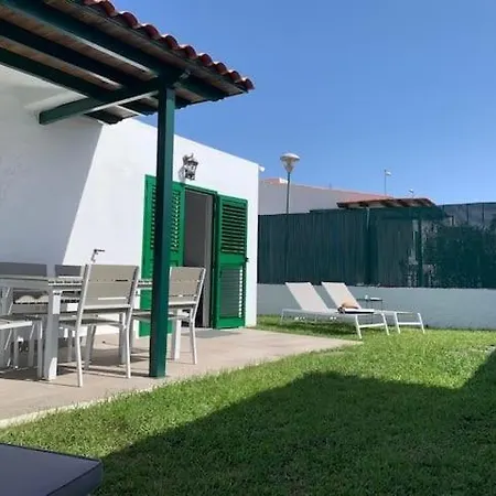 Renovated 2 Bedroom In