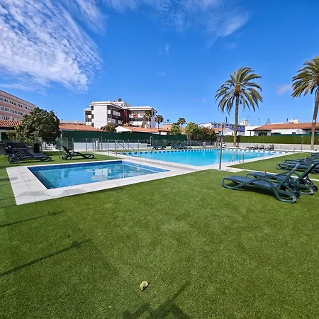 Renovated 2 Bedroom In Casa vacanze