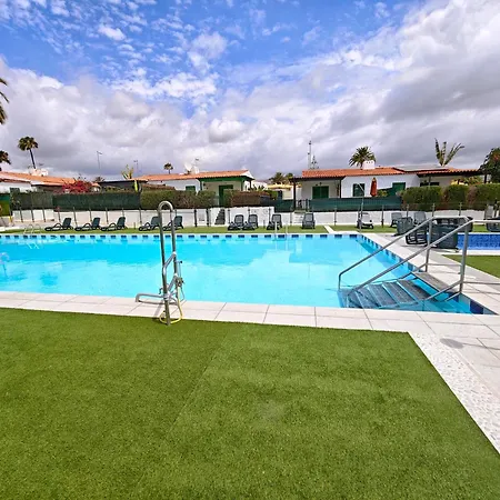 Renovated 2 Bedroom In