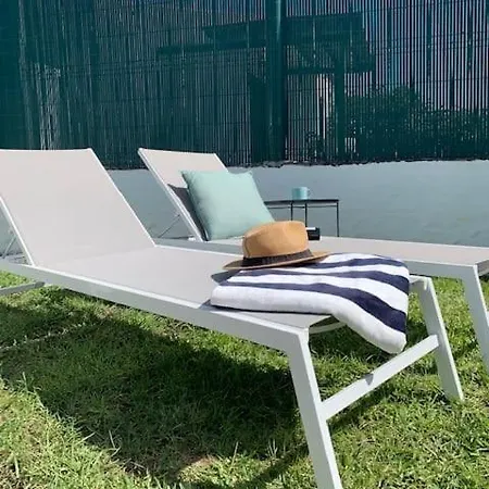 Renovated 2 Bedroom In Casa de Férias *