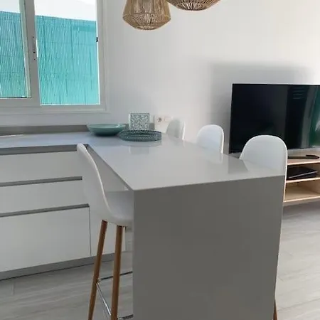 Renovated 2 Bedroom In