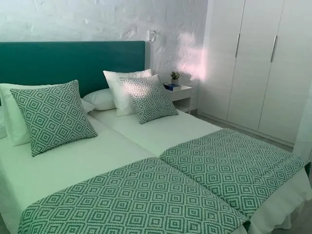 Ferienhaus Renovated 2 Bedroom In *