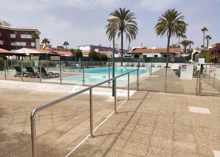 Ferienhaus Renovated 2 Bedroom In